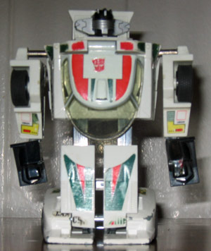 Wheeljack -- robot form